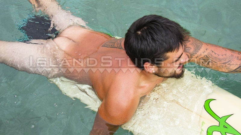 IslandStuds gay porn tattoo beard facial hair small dick sex pics Kimo bubble butt asshole 009 gallery video photo - Kimo spreads his sweet smooth virgin surfer butt WIDE OPEN while skinny dipping underwater in the pool