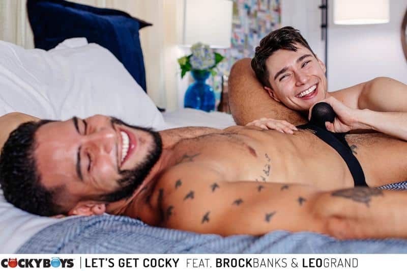 Hot muscle man Brock Banks huge thick raw dick bareback fucks sexy twink Leo Grand smooth ass 17 gay porn pics - Hot muscle man Brock Banks’s huge thick raw dick bareback fucks sexy twink Leo Grand’s smooth ass
